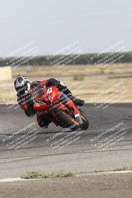 media/Sep-07-2024-Pacific Track Time (Sat) [[9bb89f5e83]]/A group/Phone Wall Paper 1000am/